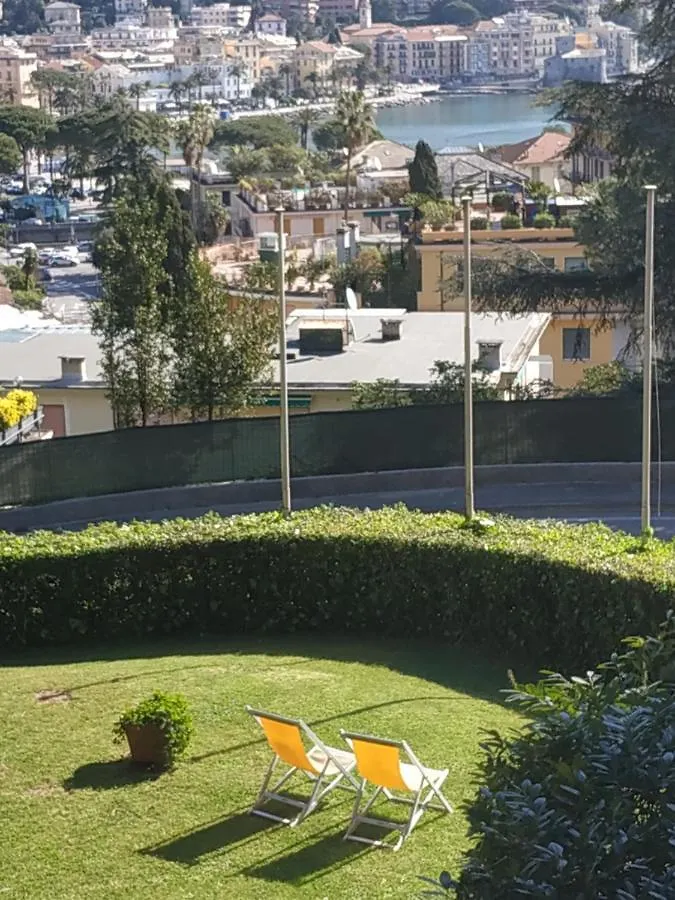 Residence Eurotel da Nella e Stefano Rapallo Italia
